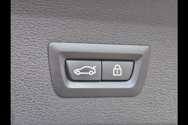BMW X1 XDRIVE25E X-LINE I MEMORY SEATS I PANORAMA I TREKHAAK I KEYLESS