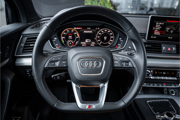 Audi Q5 55 TFSI e quattro Competition - Panorama | Luchtvering | RS Seats | 360 Camera | ACC