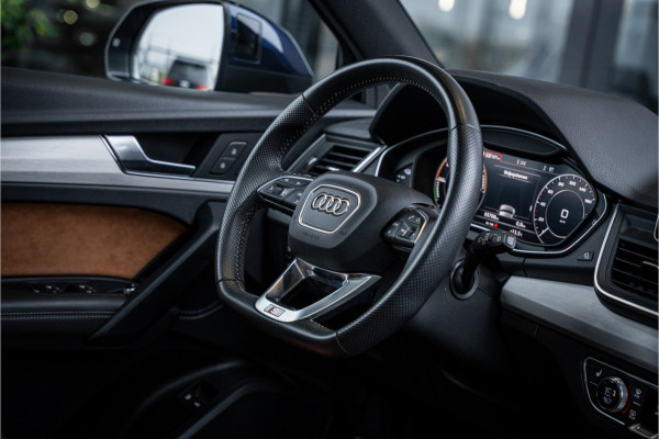 Audi Q5 55 TFSI e quattro Competition - Panorama | Luchtvering | RS Seats | 360 Camera | ACC