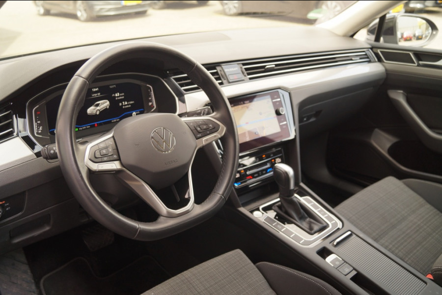 Volkswagen Passat Variant 1.5 TSI 150pk DSG Business -NAVI-ECC-LED-