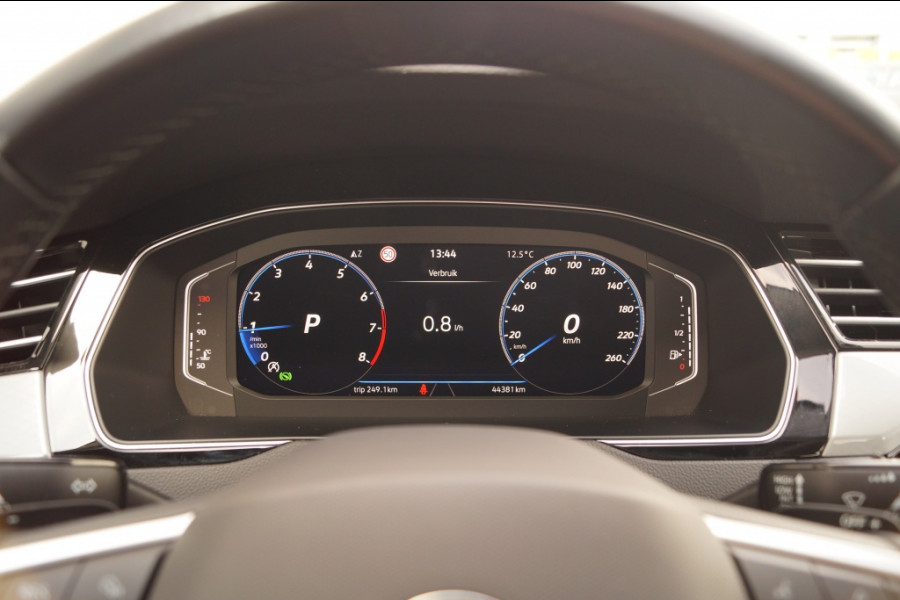 Volkswagen Passat Variant 1.5 TSI 150pk DSG Business -NAVI-ECC-LED-