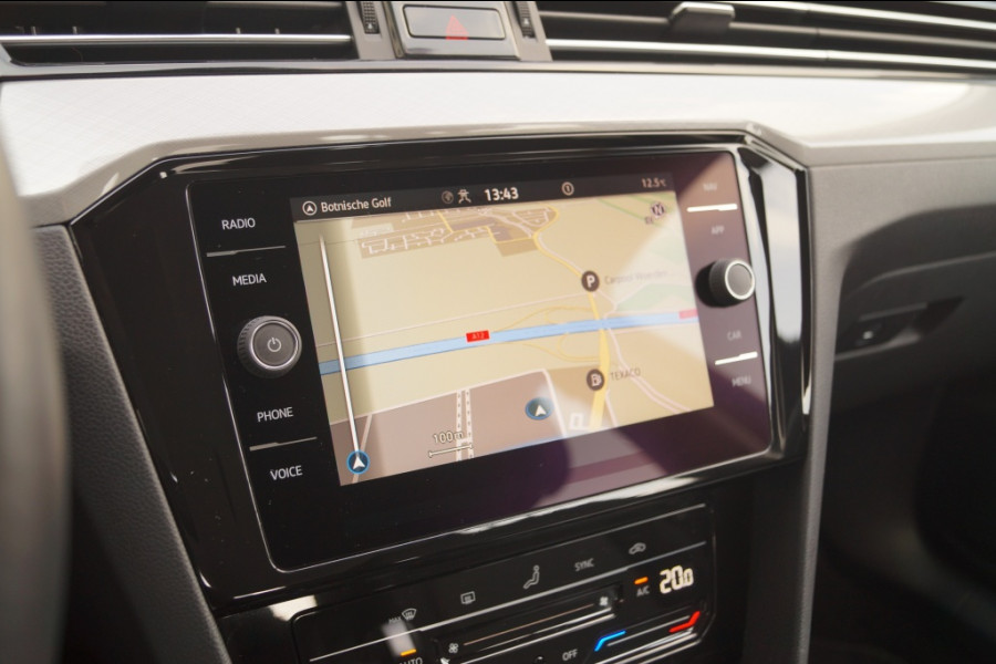 Volkswagen Passat Variant 1.5 TSI 150pk DSG Business -NAVI-ECC-LED-