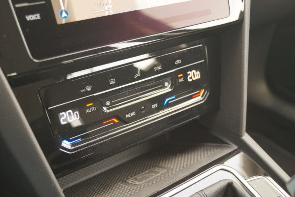 Volkswagen Passat Variant 1.5 TSI 150pk DSG Business -NAVI-ECC-LED-