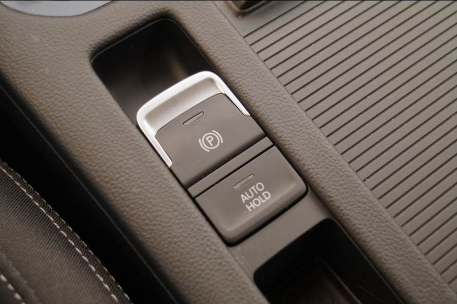 Volkswagen Passat Variant 1.5 TSI 150pk DSG Business -NAVI-ECC-LED-