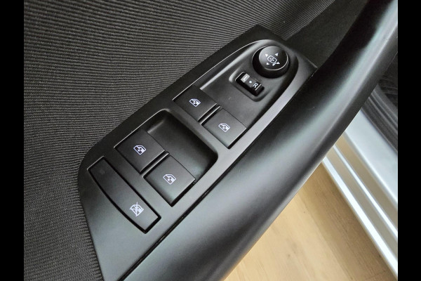 Opel Astra Sports Tourer Occasion 1.0 met trekhaak, parkeercamera en cruisecontrol | Carplay! | Tweedehands Opel Astra stationw. |
