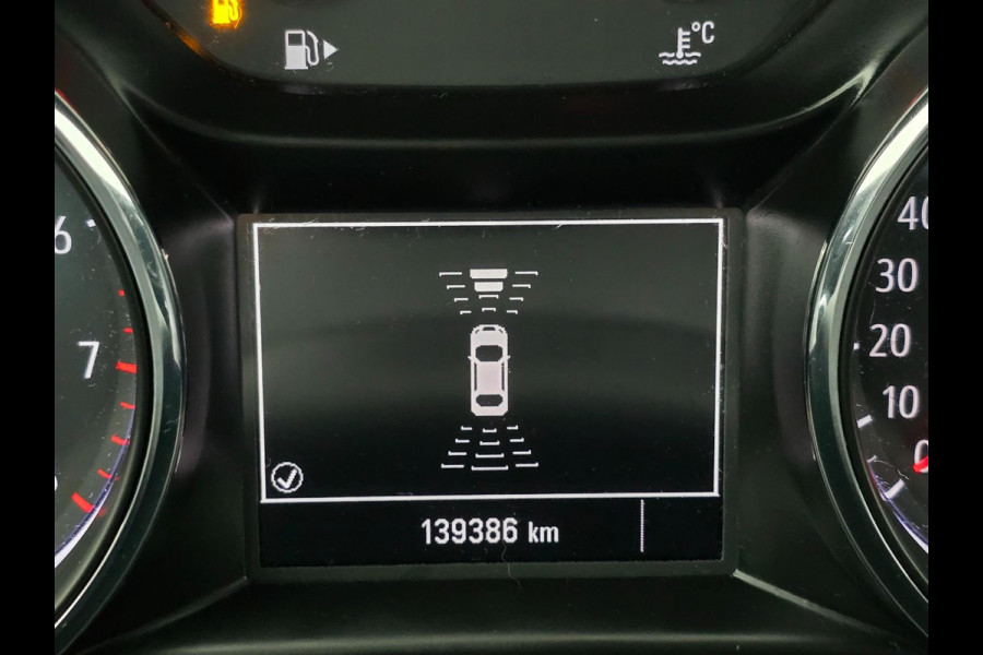 Opel Astra Sports Tourer Occasion 1.0 met trekhaak, parkeercamera en cruisecontrol | Carplay! | Tweedehands Opel Astra stationw. |