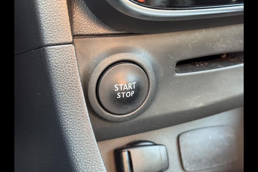 Renault Clio 0.9 TCe Limited 2e Eigenaar,Navi,Airco,Cruise,LM Velgen,PDC Achter,Dealer Onderhouden,N.A.P,APK Tot 01-2026