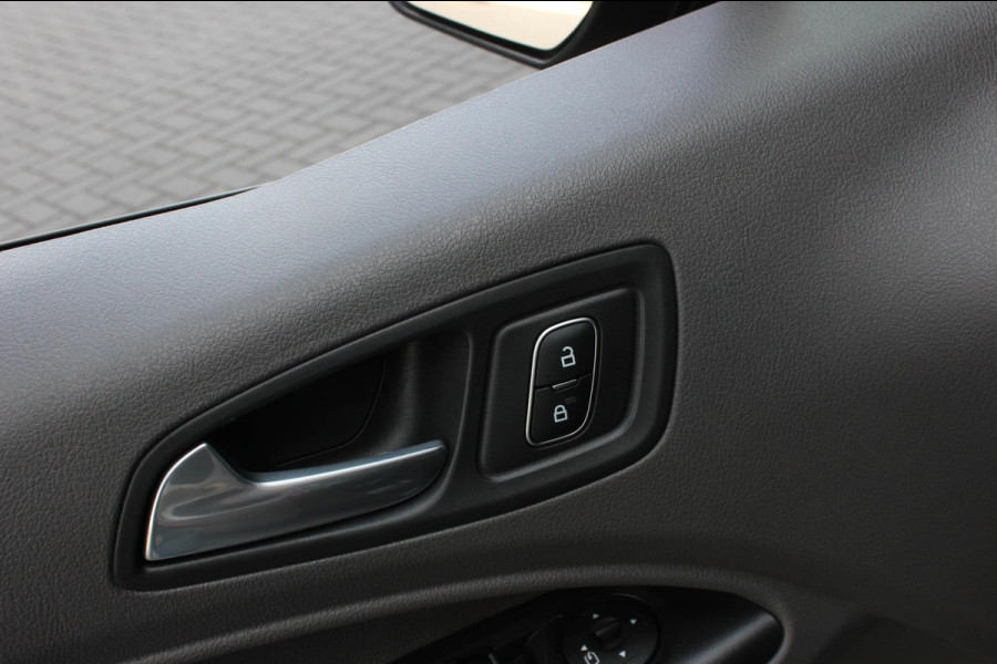 Ford Transit Connect 1.5 EcoBlue L2 JB-EDITION / AUTOMAAT / CAMERA / NAVIGATIE / LED / PARKEERSENOREN / PDC / SPOILER / VERLAAGD