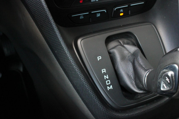 Ford Transit Connect 1.5 EcoBlue L2 JB-EDITION / AUTOMAAT / CAMERA / NAVIGATIE / LED / PARKEERSENOREN / PDC / SPOILER / VERLAAGD