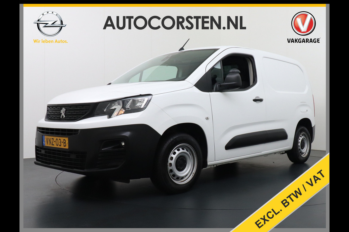 Peugeot Partner 1.5HDI 102PK Apple Android Carplay Navi Airco Cruise Control Pdc DAB Bluetooth Carkit Premium Schuifdeur Achterdeuren met ruit Connected Electr.ramen en Spiegels CV-Afstandbediend Euro 6 1.500kg trekvermogen! 250NM Peugeot Partner 1.5HDI 102PK Apple Android Carplay Navi Airco Cruise Control Pdc DAB Bluetooth Carkit Premium Schuifdeur Achterdeuren met ruit Connected Electr.ramen en Spiegels CV-Afstandbediend Euro 6 1.500kg trekvermogen! 250NM