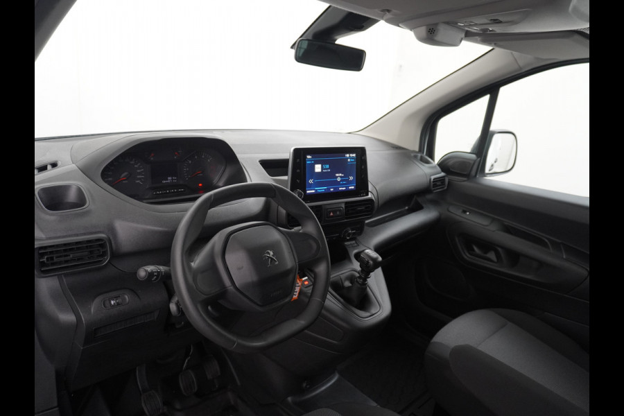 Peugeot Partner 1.5HDI 102PK Apple Android Carplay Navi Airco Cruise Control Pdc DAB Bluetooth Carkit Premium Schuifdeur Achterdeuren met ruit Connected Electr.ramen en Spiegels CV-Afstandbediend Euro 6 1.500kg trekvermogen! 250NM