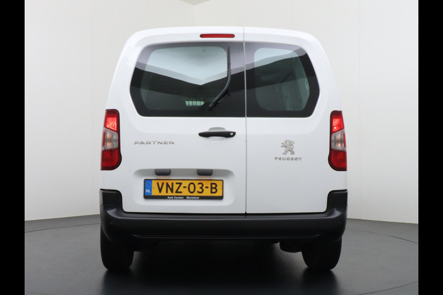 Peugeot Partner 1.5HDI 102PK Apple Android Carplay Navi Airco Cruise Control Pdc DAB Bluetooth Carkit Premium Schuifdeur Achterdeuren met ruit Connected Electr.ramen en Spiegels CV-Afstandbediend Euro 6 1.500kg trekvermogen! 250NM