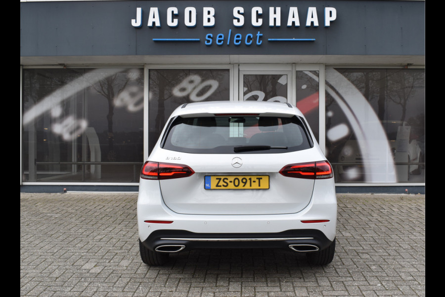 Mercedes-Benz B-Klasse 180 Launch Edition Automaat / Clima / Parkeerhulp / LED / Navi / Carplay
