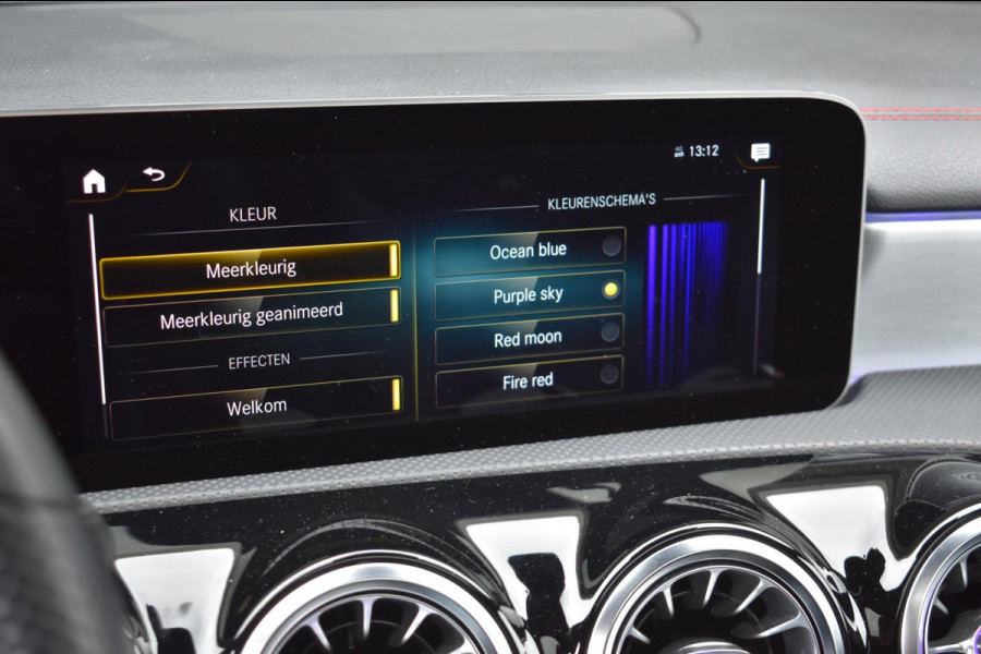 Mercedes-Benz CLA-Klasse Shooting Brake 200 AMG NIGHT | SFEERVERLICHTING | PANORAMADAK | MEMORY SEATS | PREMIUM SOUND | CAMERA