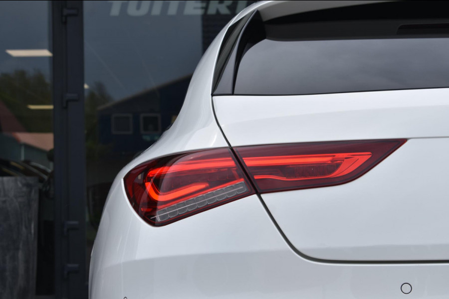 Mercedes-Benz CLA-Klasse Shooting Brake 200 AMG NIGHT | SFEERVERLICHTING | PANORAMADAK | MEMORY SEATS | PREMIUM SOUND | CAMERA