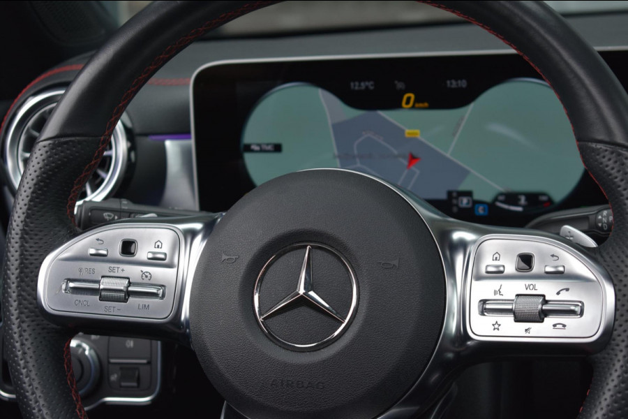 Mercedes-Benz CLA-Klasse Shooting Brake 200 AMG NIGHT | SFEERVERLICHTING | PANORAMADAK | MEMORY SEATS | PREMIUM SOUND | CAMERA