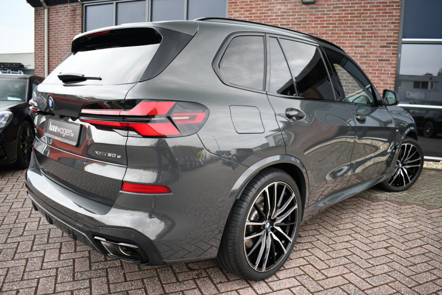 BMW X5 xDrive50e M-Sport Pro Pano Comf-seat Trekh Vent+Massage 360 H/K BTW-AUTO!