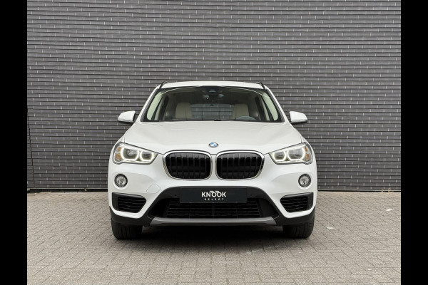 BMW X1 sDrive20i Centennial High Executive | Head Up | Memory stoel | Leder |