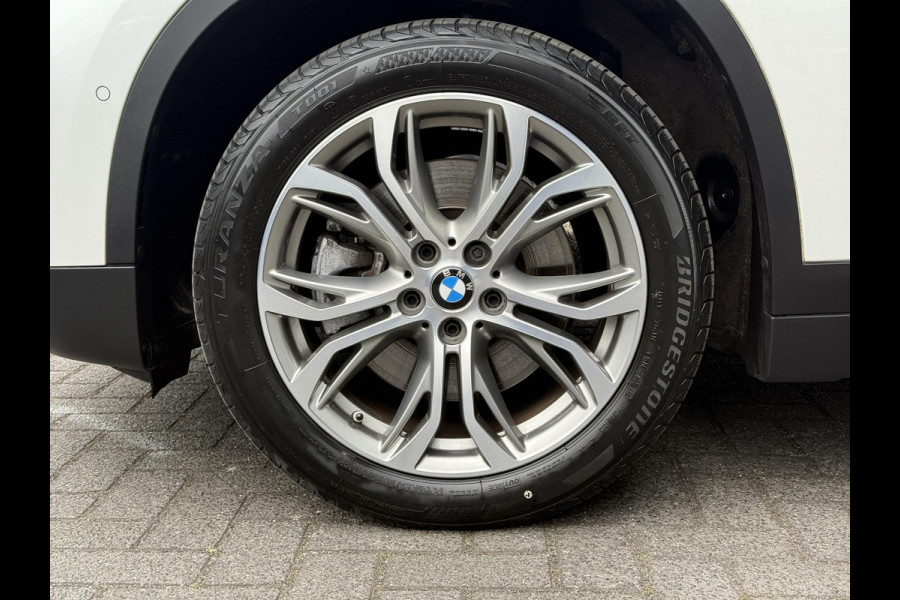 BMW X1 sDrive20i Centennial High Executive | Head Up | Memory stoel | Leder |