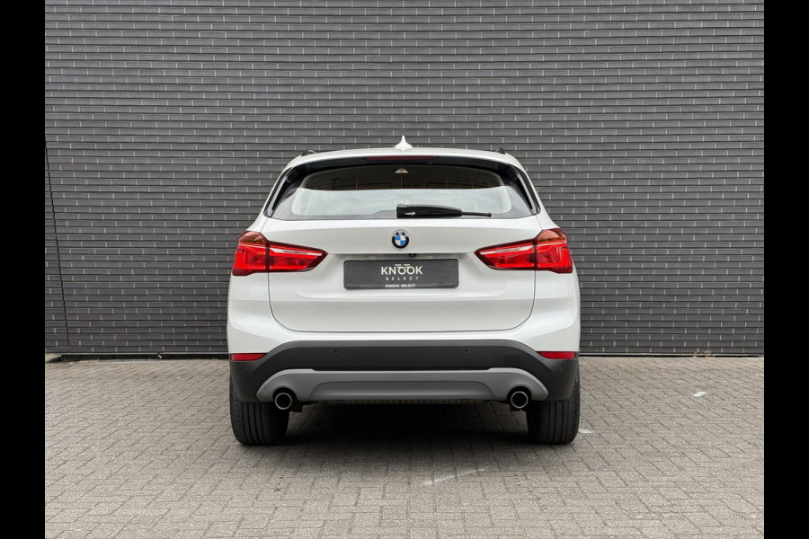 BMW X1 sDrive20i Centennial High Executive | Head Up | Memory stoel | Leder |