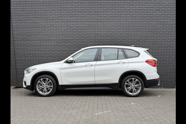 BMW X1 sDrive20i Centennial High Executive | Head Up | Memory stoel | Leder |