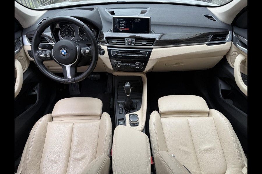 BMW X1 sDrive20i Centennial High Executive | Head Up | Memory stoel | Leder |