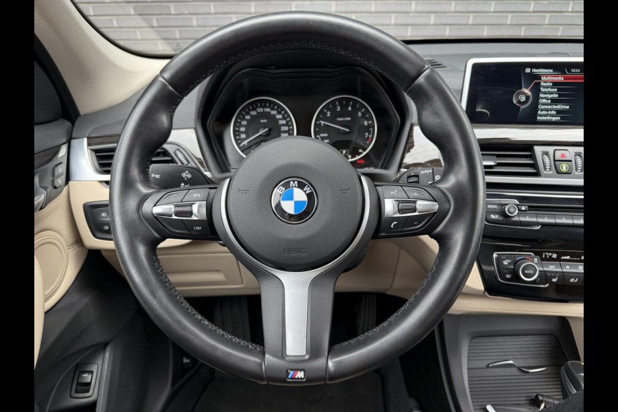 BMW X1 sDrive20i Centennial High Executive | Head Up | Memory stoel | Leder |