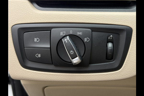 BMW X1 sDrive20i Centennial High Executive | Head Up | Memory stoel | Leder |