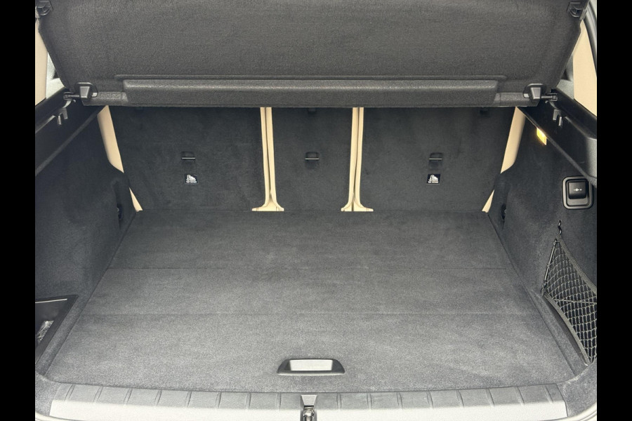 BMW X1 sDrive20i Centennial High Executive | Head Up | Memory stoel | Leder |