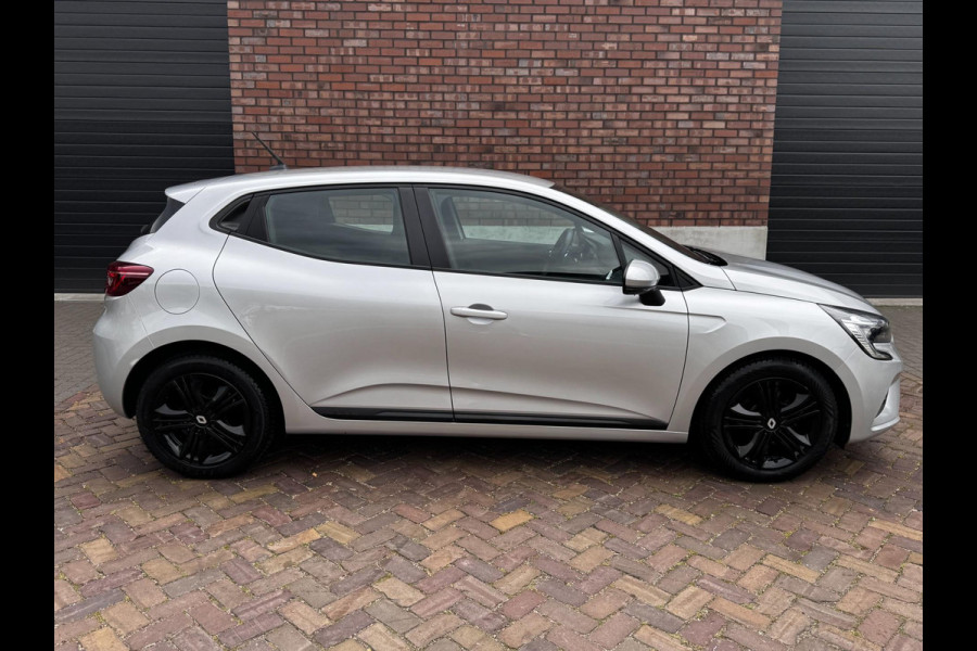 Renault Clio 1.0 TCe Zen / Navigatie / Cruise Control / Parkeersensoren / 1e Eigenaar / NED-Clio