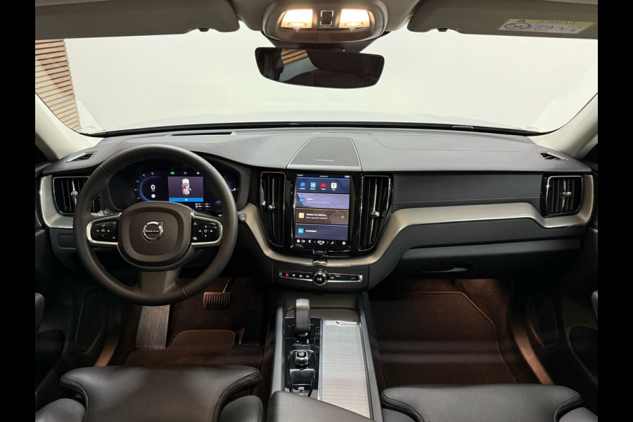 Volvo XC60 2.0 T8 Plug-in hybrid AWD Ultimate Dark | Pano | Luchtvering | 20 Inch | Elektr trekhaak