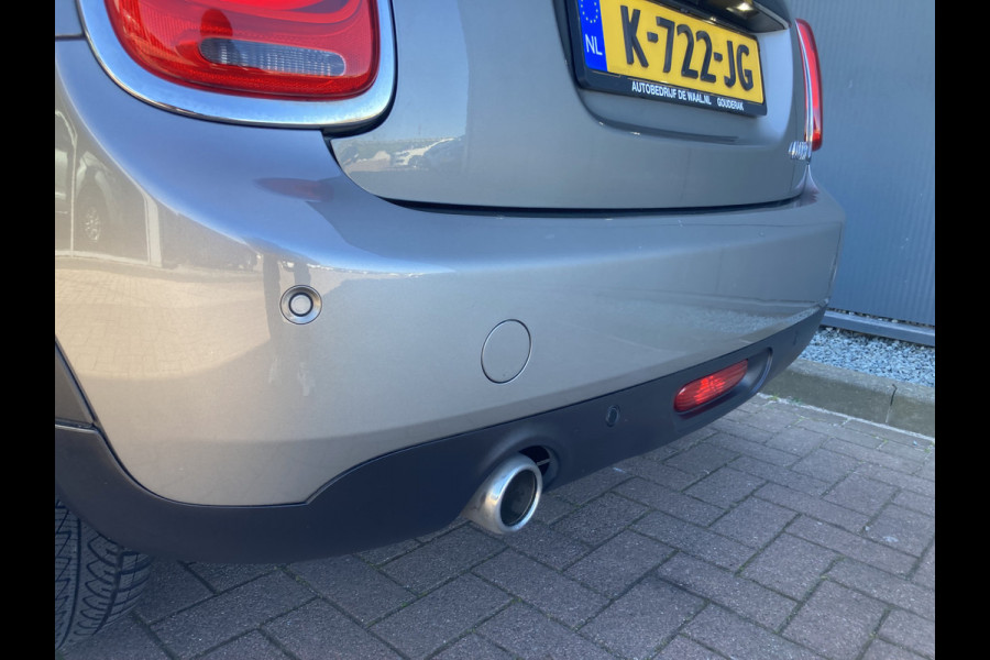 MINI Cooper 1.5 136pk Business Edition 5-drs. SCHUIFDAK/HARMANKARDON/HUD/CARPLAYSTOELVERWARMING