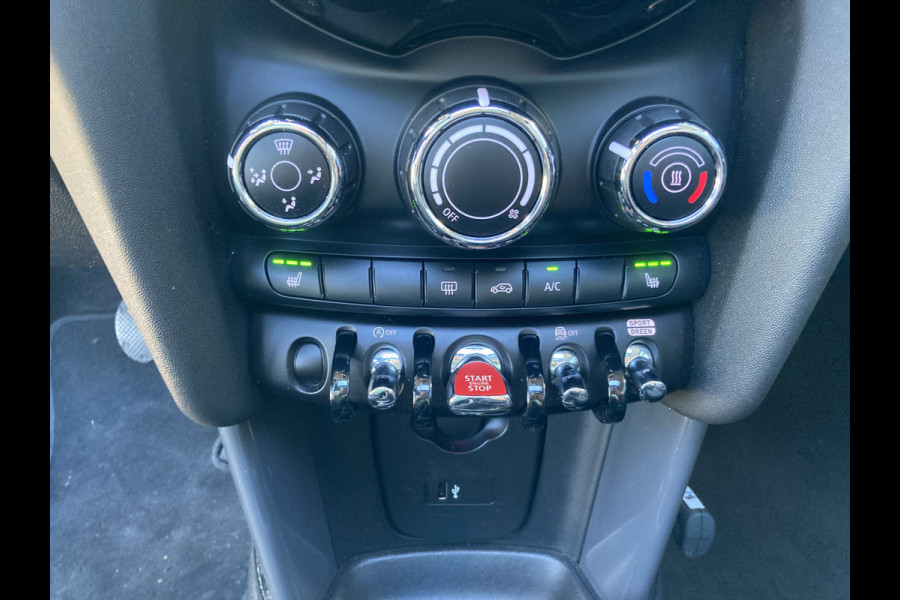 MINI Cooper 1.5 136pk Business Edition 5-drs. SCHUIFDAK/HARMANKARDON/HUD/CARPLAYSTOELVERWARMING