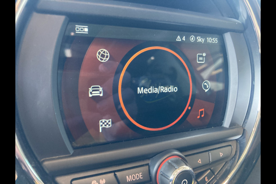 MINI Mini 1.5 Cooper 136pk Business Edition 5-drs. SCHUIFDAK/HARMANKARDON/HUD/CARPLAY/STOELVERWARMING