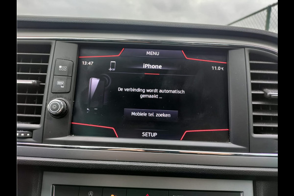 Seat Leon 1.0TSI 115PK 5drs Leder Navi Apple Carplay Android Auto Style Excellence Pdc Ecc Mirrorlink Lmv DAB+ Full Link Keyless Lane-assist Bordherkenning 1e Eigenaar EURO 6
