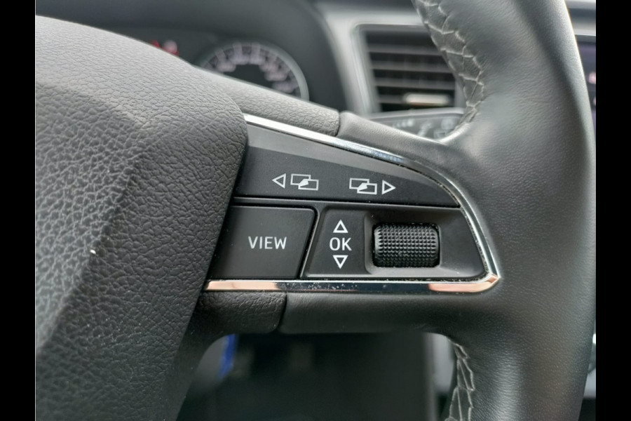 Seat Leon 1.0TSI 115PK 5drs Leder Navi Apple Carplay Android Auto Style Excellence Pdc Ecc Mirrorlink Lmv DAB+ Full Link Keyless Lane-assist Bordherkenning 1e Eigenaar EURO 6