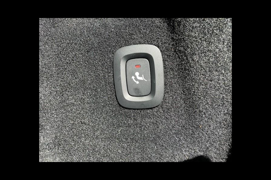 Volvo XC60 2.0 Recharge T8 AWD Inscription | Panoramadak | Trekhaak