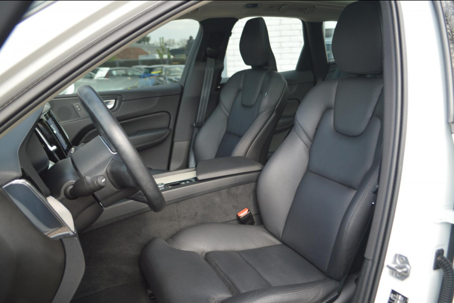 Volvo XC60 2.0 Recharge T8 AWD Inscription | Panoramadak | Trekhaak