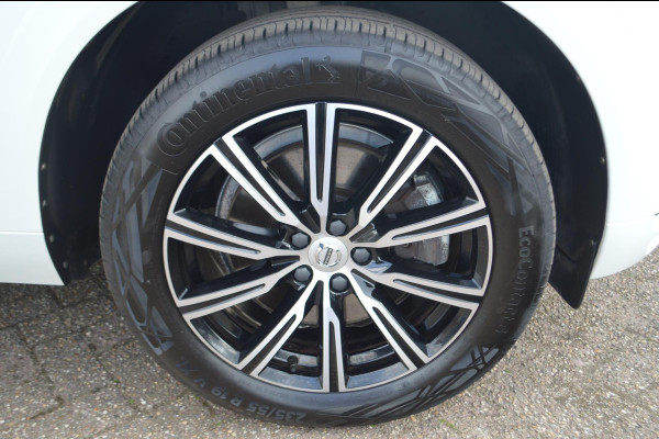 Volvo XC60 2.0 Recharge T8 AWD Inscription | Panoramadak | Trekhaak