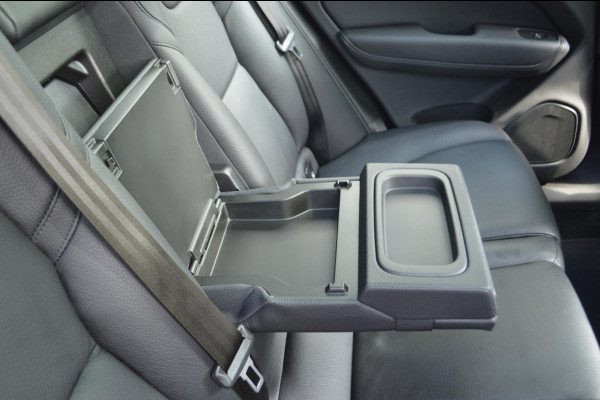 Volvo XC60 2.0 Recharge T8 AWD Inscription | Panoramadak | Trekhaak