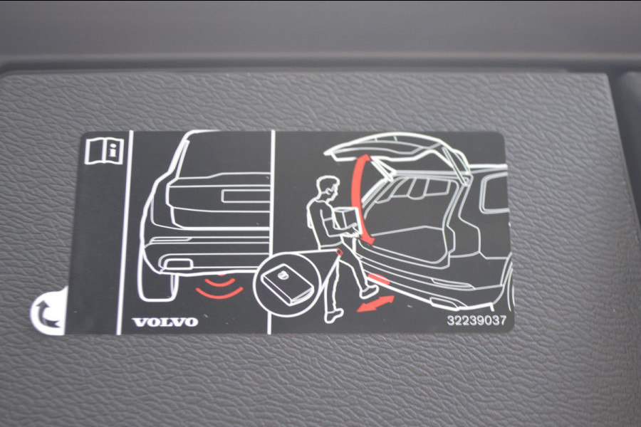Volvo XC60 2.0 Recharge T8 AWD Inscription | Panoramadak | Trekhaak