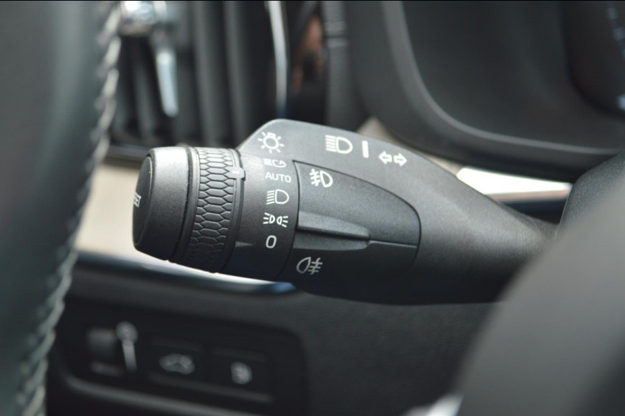 Volvo XC60 2.0 Recharge T8 AWD Inscription | Panoramadak | Trekhaak