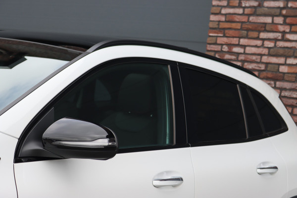 Mercedes-Benz EQA 250 AMG Line 67 kWh | Panoramadak | Widescreen | Sfeerverlichting | Nightpakket | Keyless Go | Apple Carplay | Advanced Sound System | Stoelverwarming |