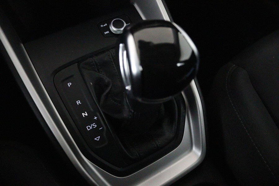 Audi A1 Sportback 25 TFSI Pro Line (LANE-ASSIST, CRUISE CONTROL, CARPLAY, NL-AUTO, GOED ONDERHOUDEN)