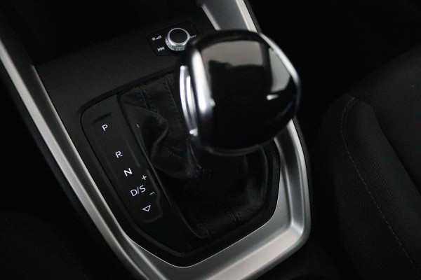 Audi A1 Sportback 25 TFSI Pro Line (LANE-ASSIST, CRUISE CONTROL, CARPLAY, NL-AUTO, GOED ONDERHOUDEN)
