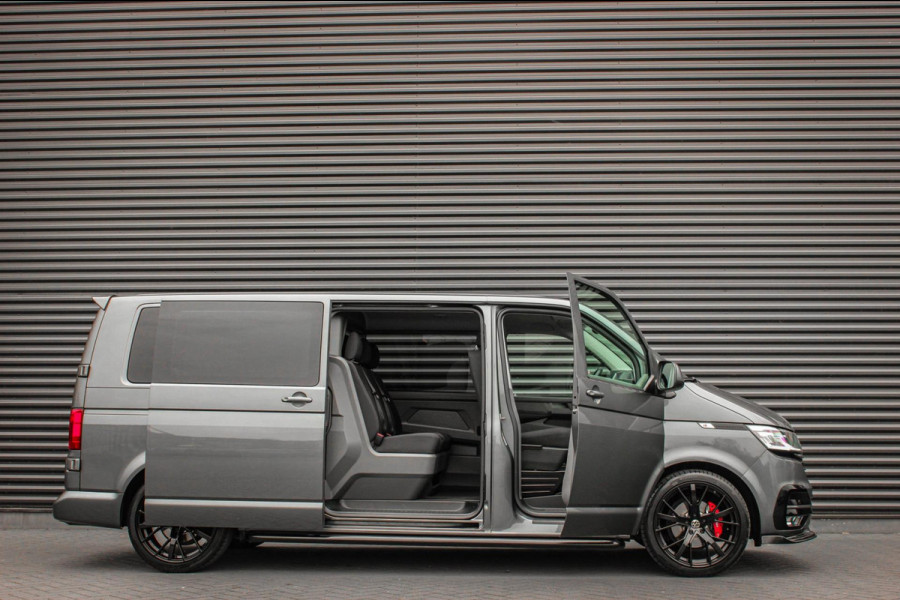 Volkswagen Transporter 2.0 TDI L2H1 BULLI DUBBEL CABINE 150PK DSG 2021 / DUBBEL CABINE / TREKHAAK / SIDE-BARS / APPLE CARPLAY /PDC
