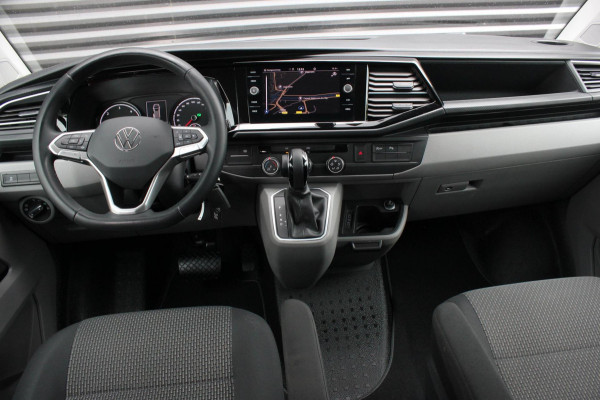 Volkswagen Transporter 2.0 TDI L2H1 BULLI DUBBEL CABINE 150PK DSG 2021 / DUBBEL CABINE / TREKHAAK / SIDE-BARS / APPLE CARPLAY /PDC