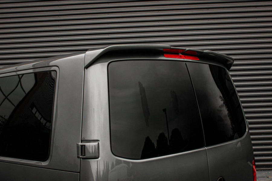 Volkswagen Transporter 2.0 TDI L2H1 BULLI DUBBEL CABINE 150PK DSG 2021 / DUBBEL CABINE / TREKHAAK / SIDE-BARS / APPLE CARPLAY /PDC