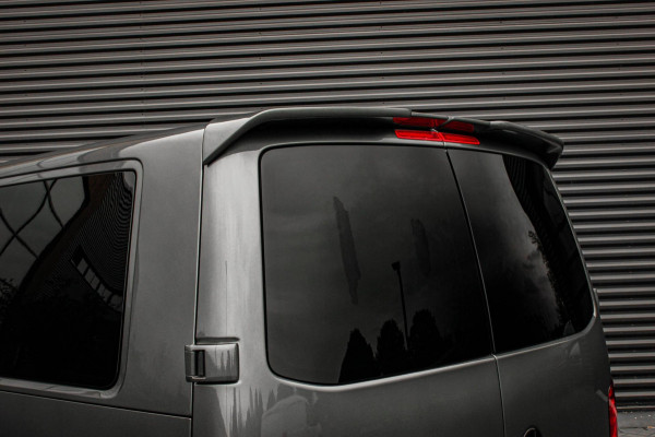Volkswagen Transporter 2.0 TDI L2H1 BULLI DUBBEL CABINE 150PK DSG 2021 / DUBBEL CABINE / TREKHAAK / SIDE-BARS / APPLE CARPLAY /PDC