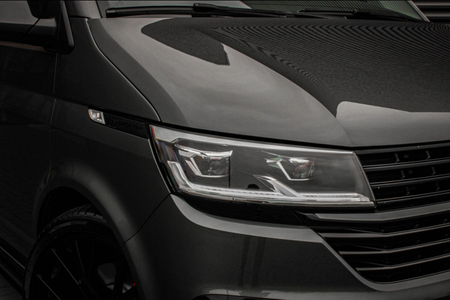 Volkswagen Transporter 2.0 TDI L2H1 BULLI DUBBEL CABINE 150PK DSG 2021 / DUBBEL CABINE / TREKHAAK / SIDE-BARS / APPLE CARPLAY /PDC